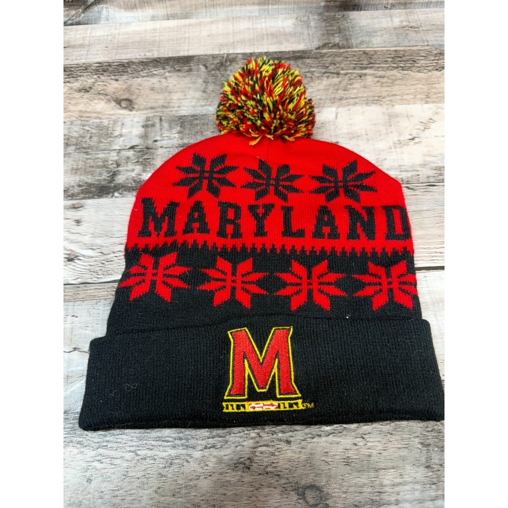 NCAA University of Maryland Snow Beanie Hat One Size Capital One Arena Pom